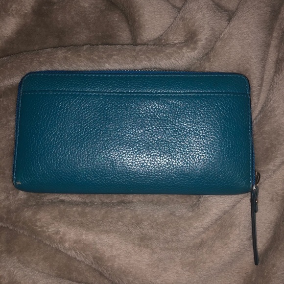 Kate Spade Wallet - Picture 3 of 4